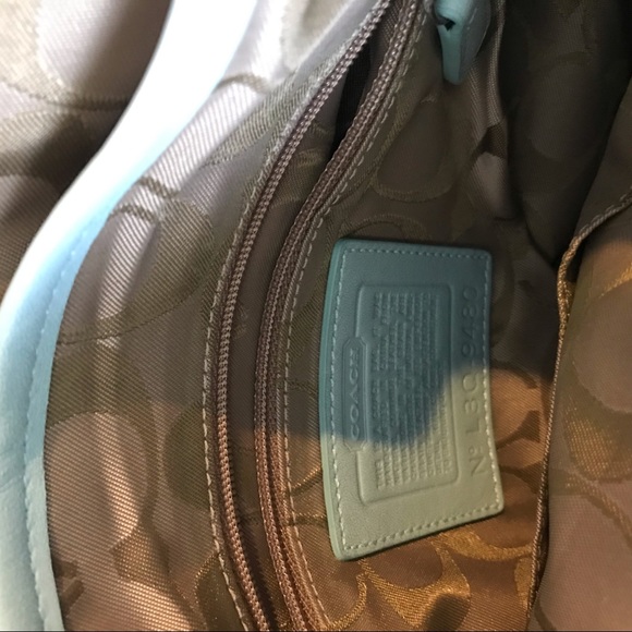 Coach Baby Blue SOHO Purse with brown monogram lining - Picture 7 of 8